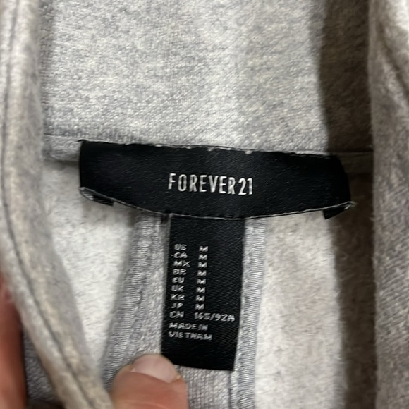 Forever 21 gray sweatshirt blazer. Only worn a few times, super comfy in EUC - Picture 3 of 5